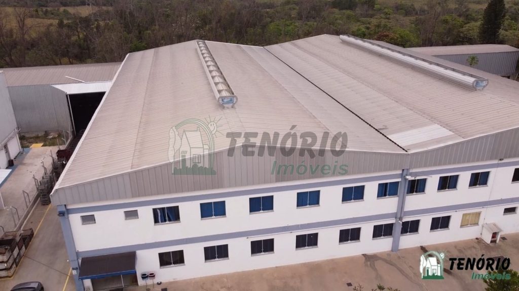 Galpão Industrial /Comercial – Terreno 6.642m2 – Área Construída 2.900m2 – Zona Industrial Sorocaba