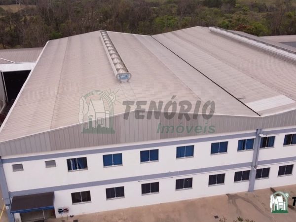 Galpão Industrial /Comercial – Terreno 6.642m2 – Área Construída 2.900m2 – Zona Industrial Sorocaba