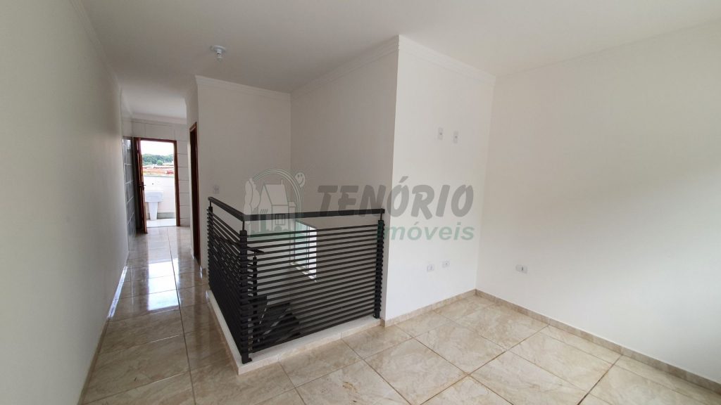 Casa com 02 pavimentos- 71,00m² – Aparecidinha