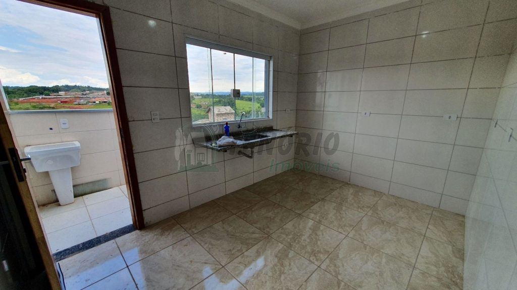 Casa com 02 pavimentos- 71,00m² – Aparecidinha