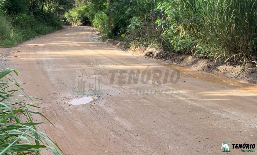 Terreno 2.000,00m²- Bairro do Inhaiba