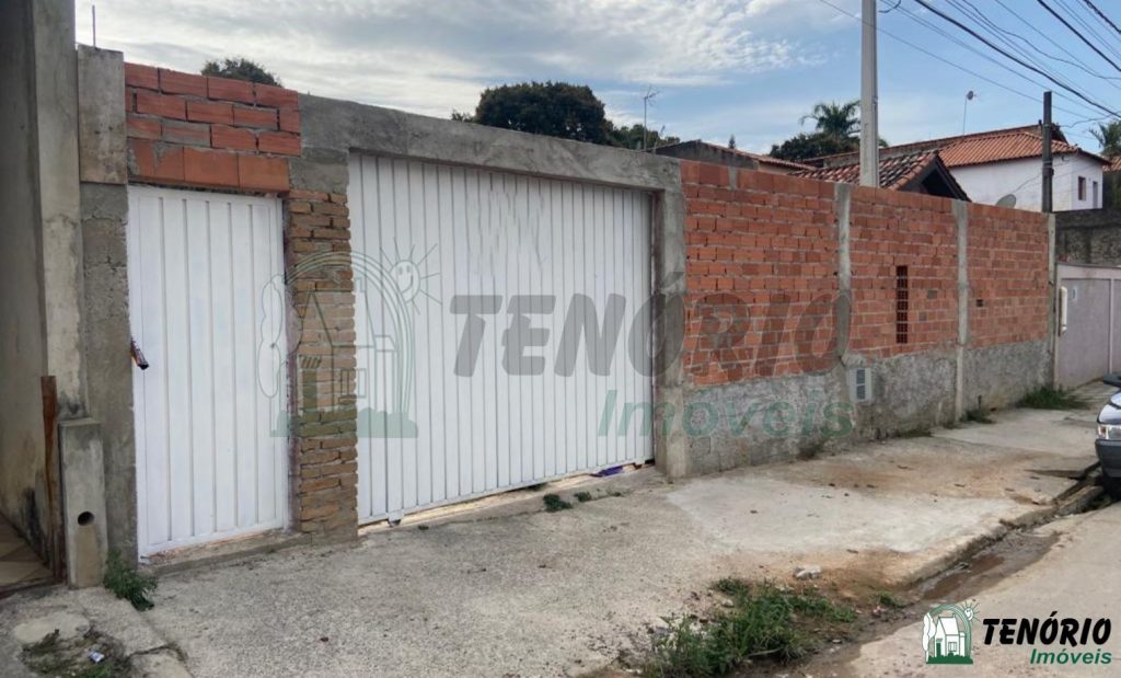 Terreno com edícula – 297,00m² Terreno com edícula – 297,00m²