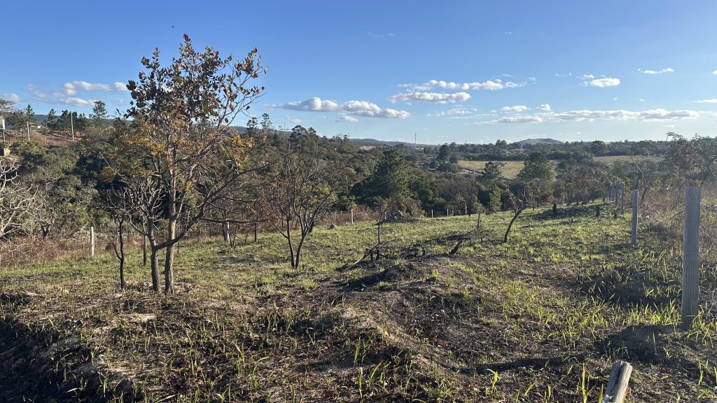 Terreno 2.400,00m² – Bairro Genebra divisa de Sorocaba e Alumínio – Escriturado