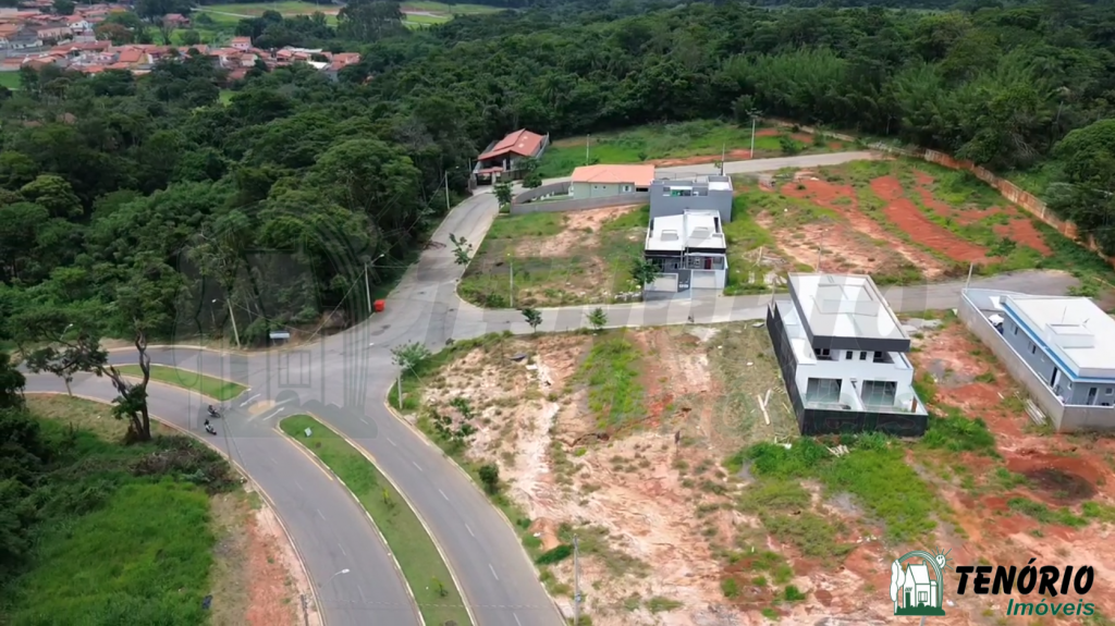 TERRENO 250,00 m² – COMERCIAL E RESIDENCIAL ARAÇOIABA DA SERRA