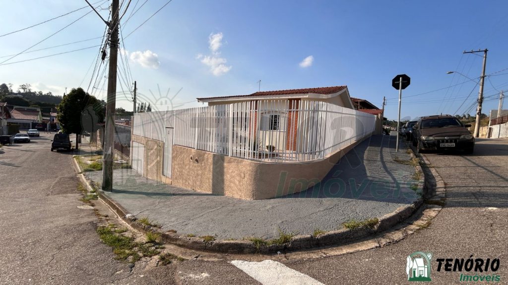 Casa térrea de esquina 350,00m²- Brigadeiro Tobias