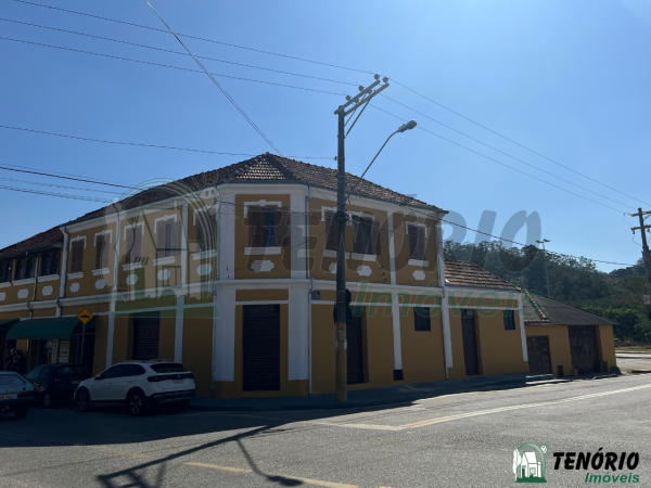 Salão Comercial – Esquina Av. Bandeirantes – 100m² – Sorocaba