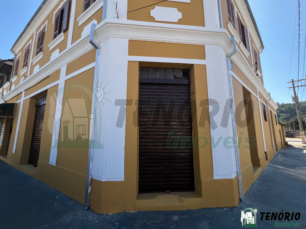 Salão Comercial – Esquina Av. Bandeirantes – 100m² – Sorocaba Salão Comercial – Esquina Av. Bandeirantes – 100m² – Sorocaba