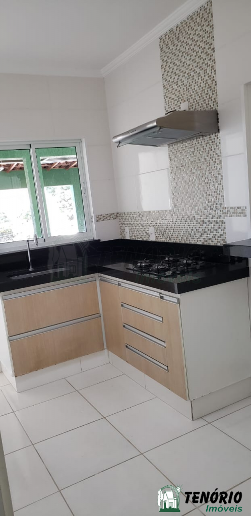 Casa c/ 03 cômodos + terreno de 300,00 m² – centro de Brigadeiro Tobias, cidade de Sorocaba /SP. Casa c/ 03 cômodos + terreno de 300,00 m² – centro de Brigadeiro Tobias, cidade de Sorocaba /SP.