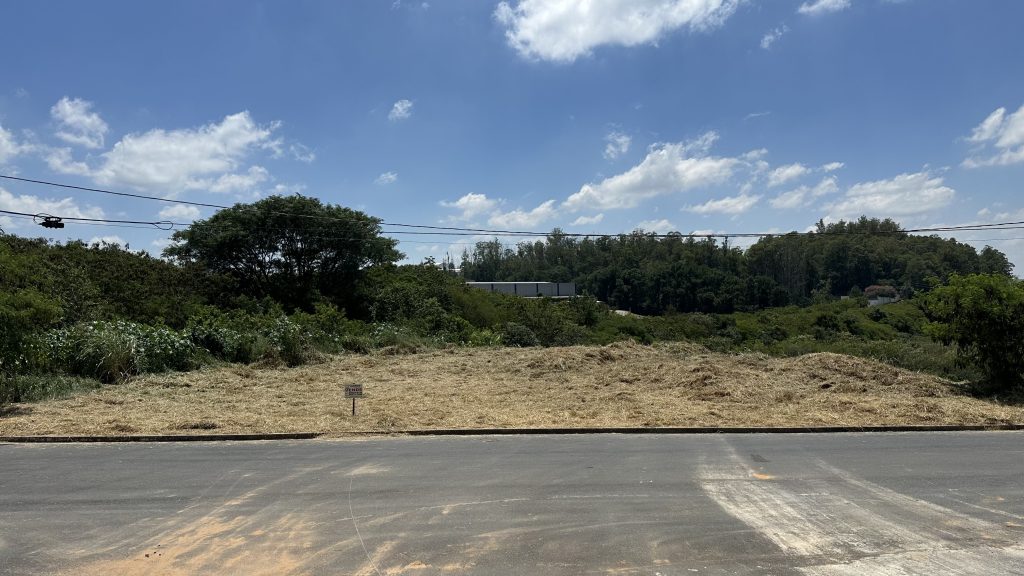 Terreno de esquina 364,69 m²,  Jardim San Rafael – Salto de Pirapora