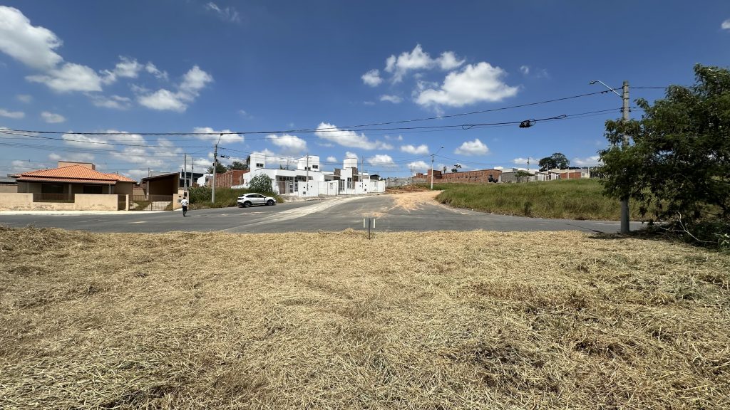 Terreno de esquina 364,69 m²,  Jardim San Rafael – Salto de Pirapora