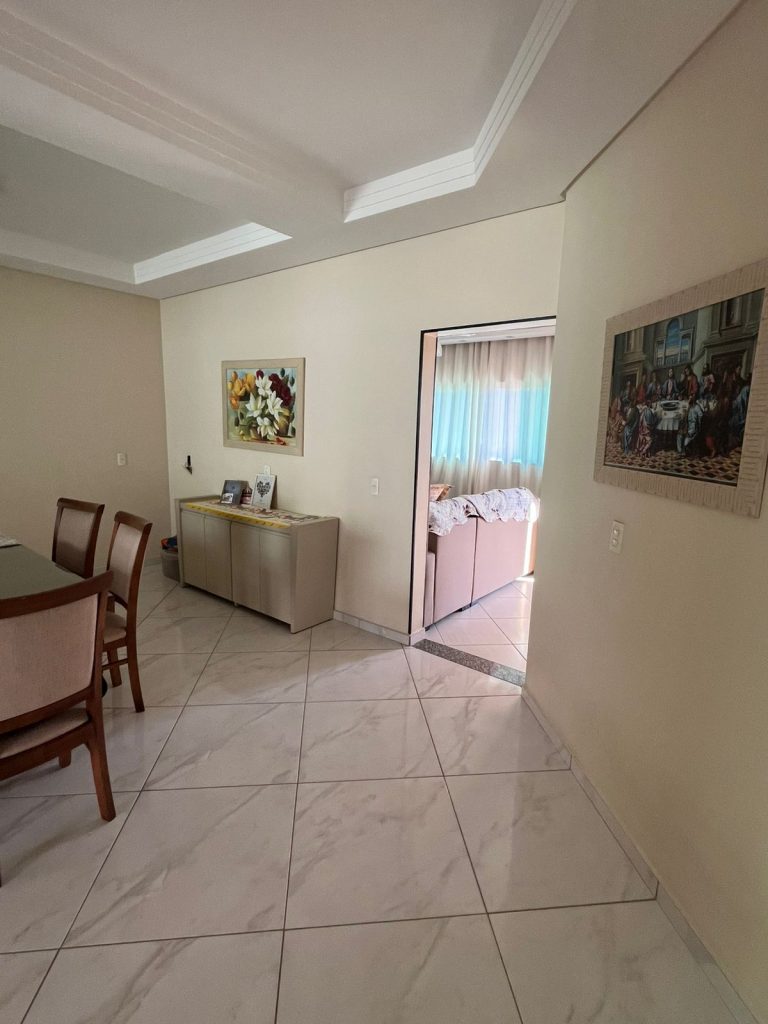 Sobrado c/ 03 dormitórios – Jardim Moncayo, cidade de Sorocaba.