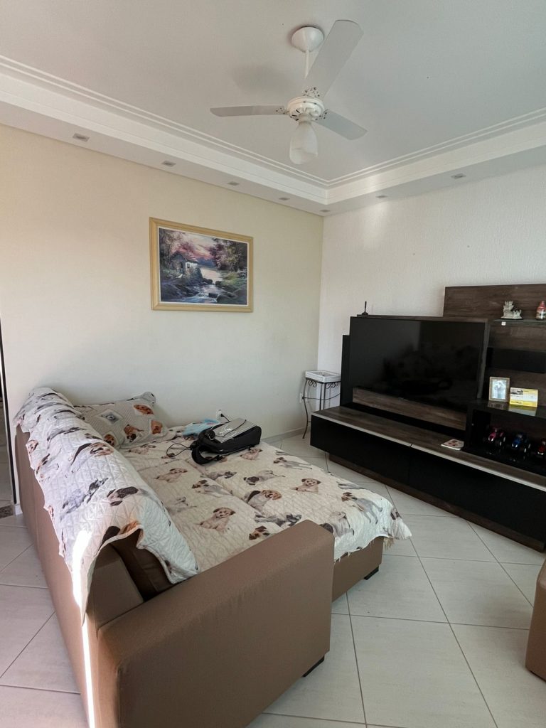Sobrado c/ 03 dormitórios – Jardim Moncayo, cidade de Sorocaba.