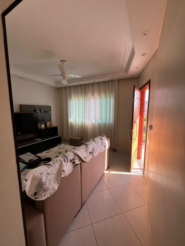 Sobrado c/ 03 dormitórios – Jardim Moncayo, cidade de Sorocaba.