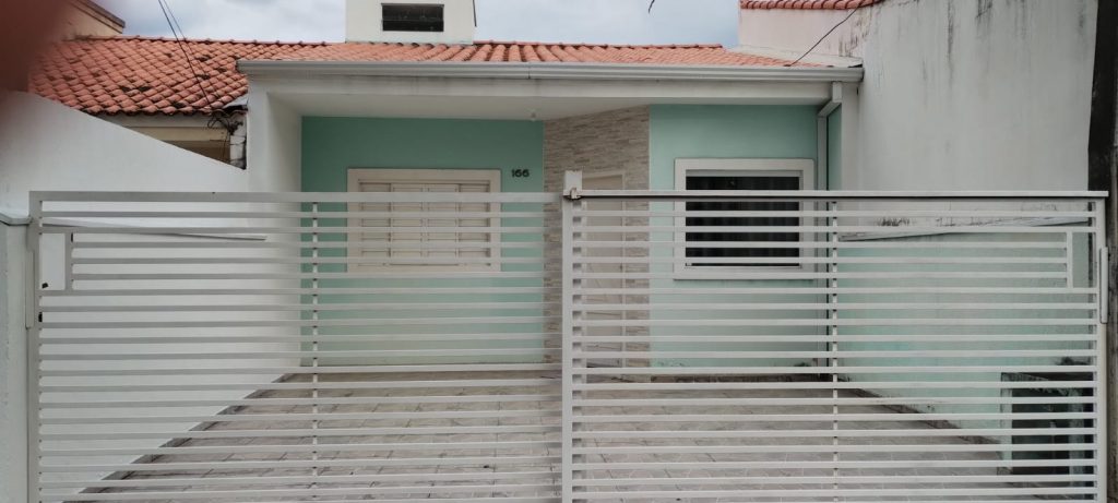 Casa com 02 dormitórios – $ 270 mil – Vila Amato, cidade de Sorocaba . Casa com 02 dormitórios – $ 270 mil – Vila Amato, cidade de Sorocaba .