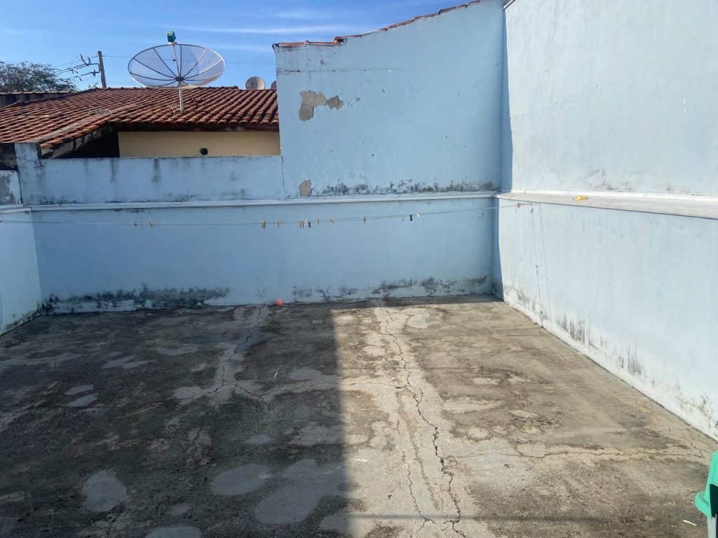 Casa com 02 dormitórios – $ 290 mil – Vila Amato, cidade de Sorocaba .