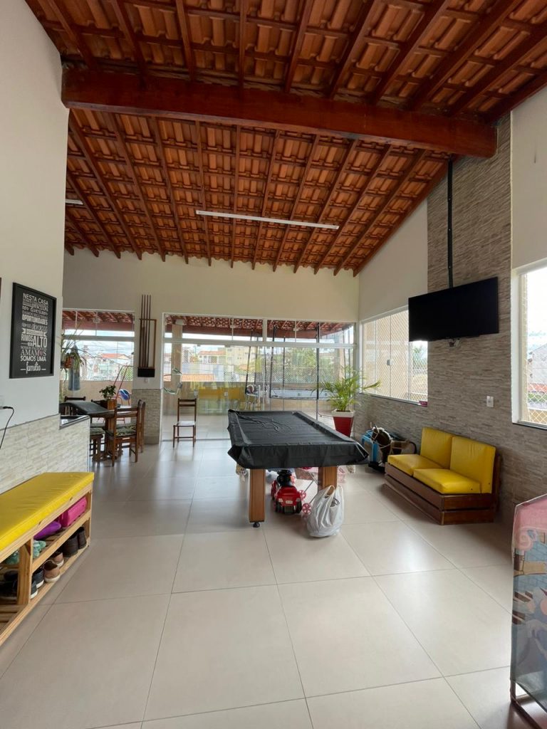 Sobrado c/ 06 dormitórios – Jardim Toledo, cidade de Votorantim Sobrado c/ 06 dormitórios – Jardim Toledo, cidade de Votorantim