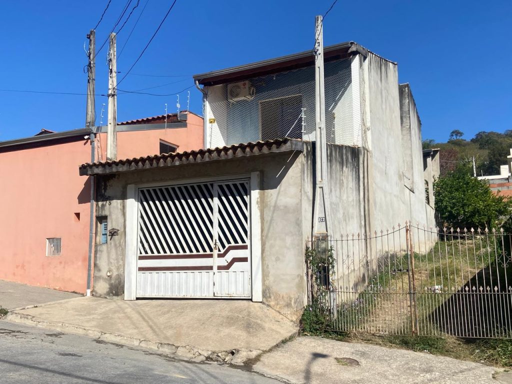 Casa com 02 dormitórios – $ 395 mil – Brigadeiro Tobias, cidade de Sorocaba .