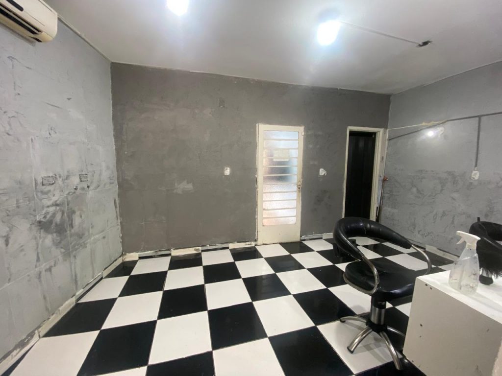 Salão / Prédio Comercial c/ Terreno de 400,00 m ² – Av. Bandeirantes, Brigadeiro Tobias cidade de Sorocaba /SP.