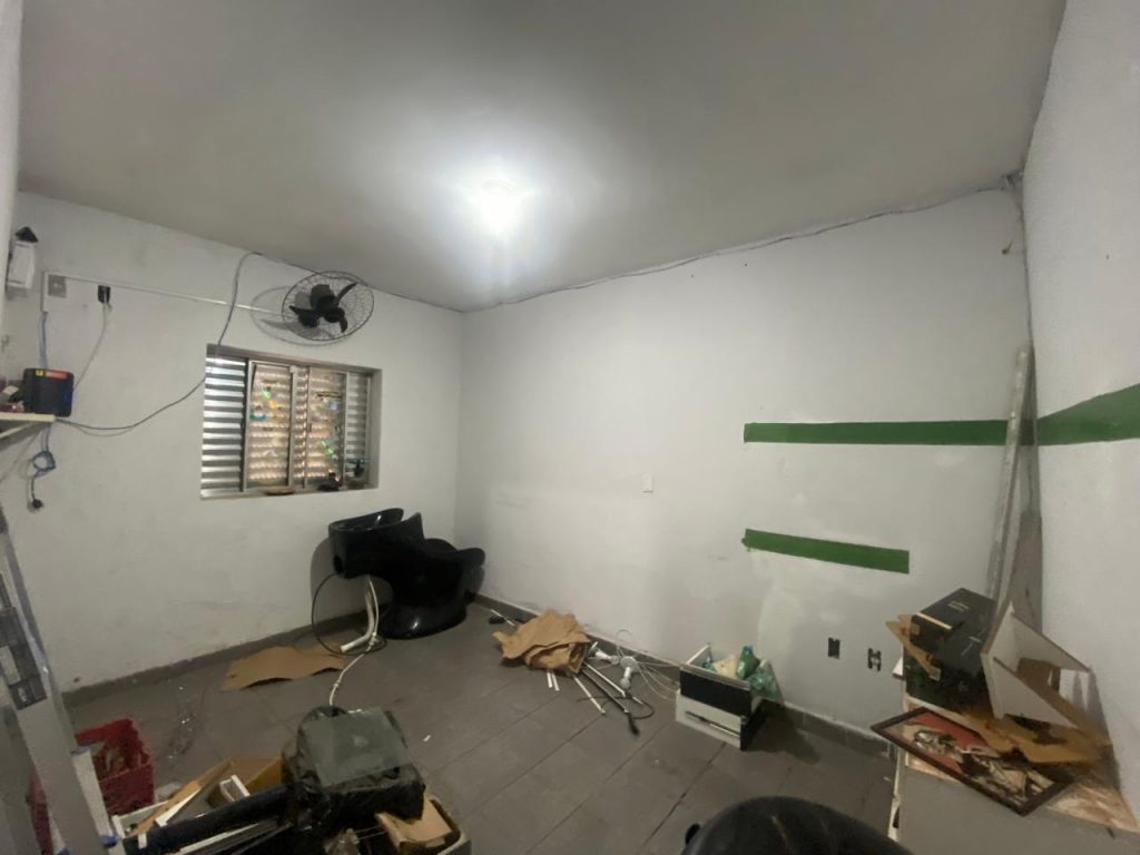 Salão / Prédio Comercial c/ Terreno de 400,00 m ² – Av. Bandeirantes, Brigadeiro Tobias cidade de Sorocaba /SP.