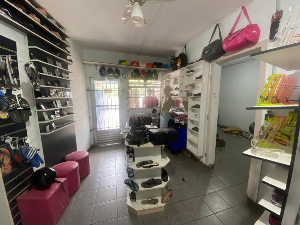 Salão / Prédio Comercial c/ Terreno de 400,00 m ² – Av. Bandeirantes, Brigadeiro Tobias cidade de Sorocaba /SP.