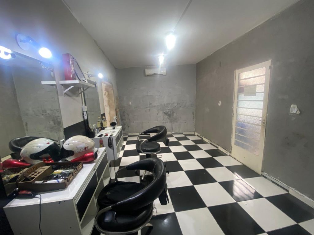 Salão / Prédio Comercial c/ Terreno de 400,00 m ² – Av. Bandeirantes, Brigadeiro Tobias cidade de Sorocaba /SP.