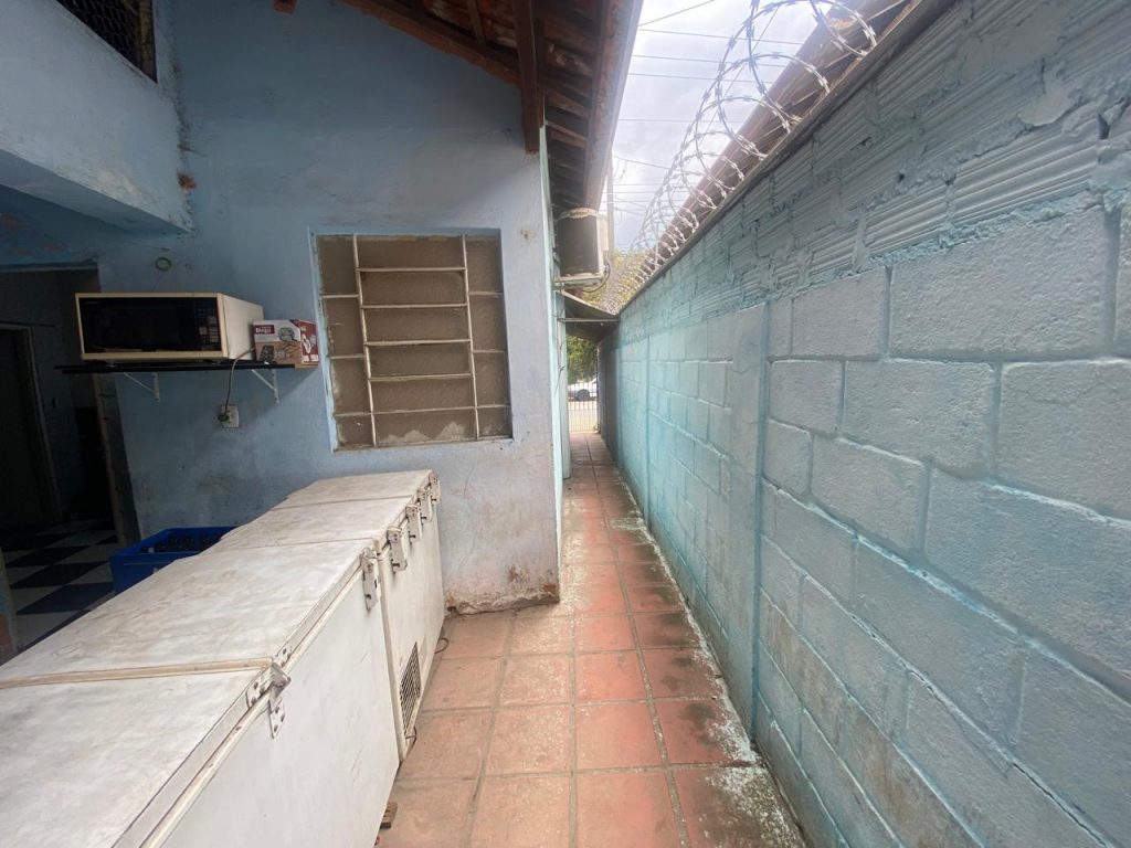 Salão / Prédio Comercial c/ Terreno de 400,00 m ² – Av. Bandeirantes, Brigadeiro Tobias cidade de Sorocaba /SP.