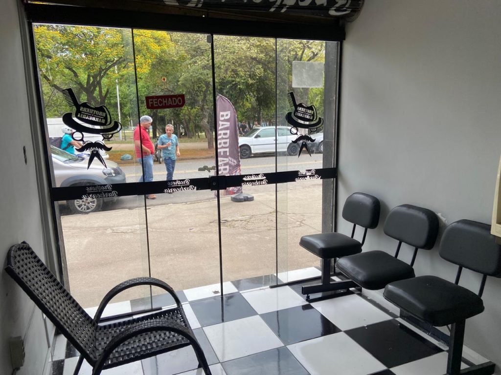 Salão / Prédio Comercial c/ Terreno de 400,00 m ² – Av. Bandeirantes, Brigadeiro Tobias cidade de Sorocaba /SP.