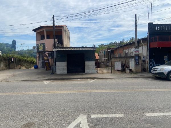 Terreno com Salão Comercial e Edícula – Av. Bandeirantes, Brigadeiro Tobias cidade de Sorocaba /SP.