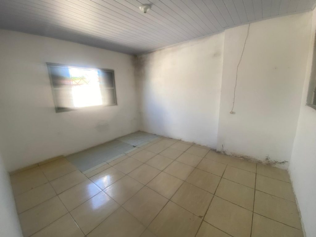 Casa 02 dormitórios – Terreno de 300,00 m² – centro / Brigadeiro Tobias, cidade de Sorocaba