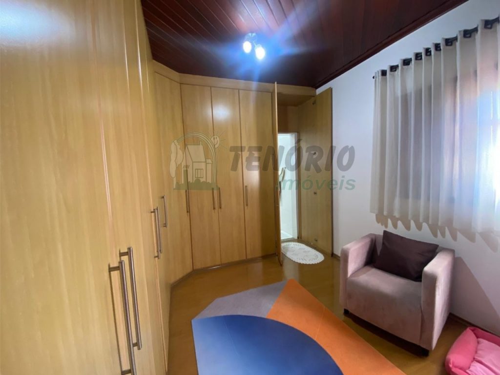 Casa c/ 1.000 m2 terreno – 04 Dormitórios, Área de lazer c/ piscina – Brigadeiro Tobias, cidade de Sorocaba /SP.