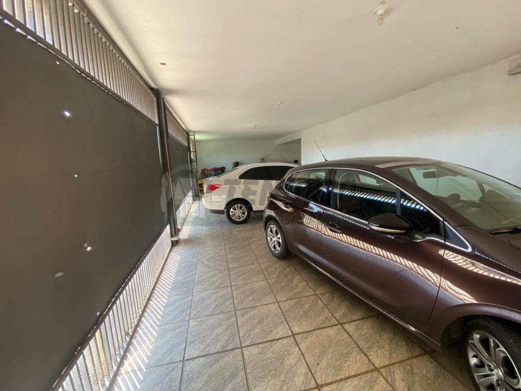 Casa c/ 1.000 m2 terreno – 04 Dormitórios, Área de lazer c/ piscina – Brigadeiro Tobias, cidade de Sorocaba /SP.