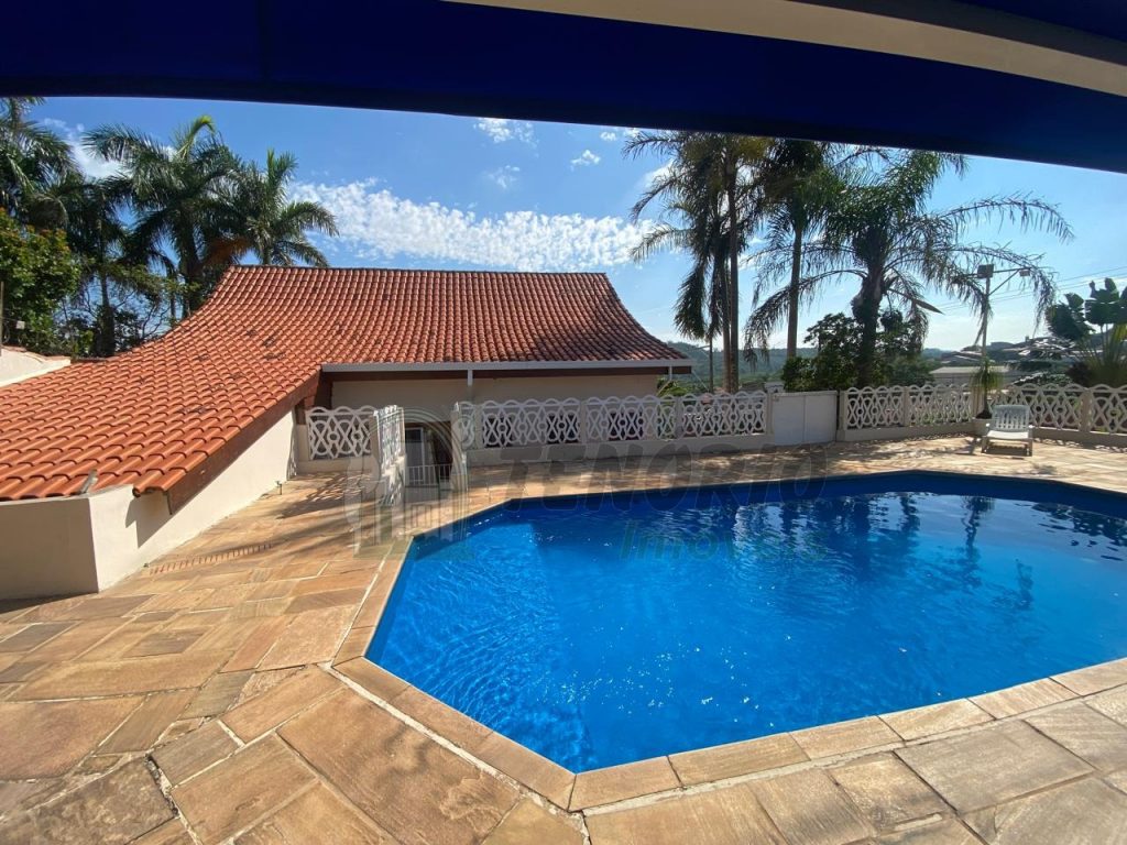 Casa c/ 1.000 m2 terreno – 04 Dormitórios, Área de lazer c/ piscina – Brigadeiro Tobias, cidade de Sorocaba /SP.