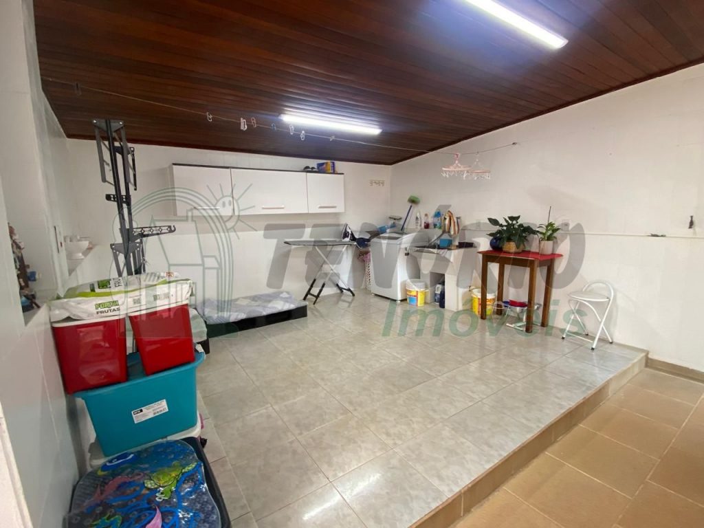 Casa c/ 1.000 m2 terreno – 04 Dormitórios, Área de lazer c/ piscina – Brigadeiro Tobias, cidade de Sorocaba /SP.