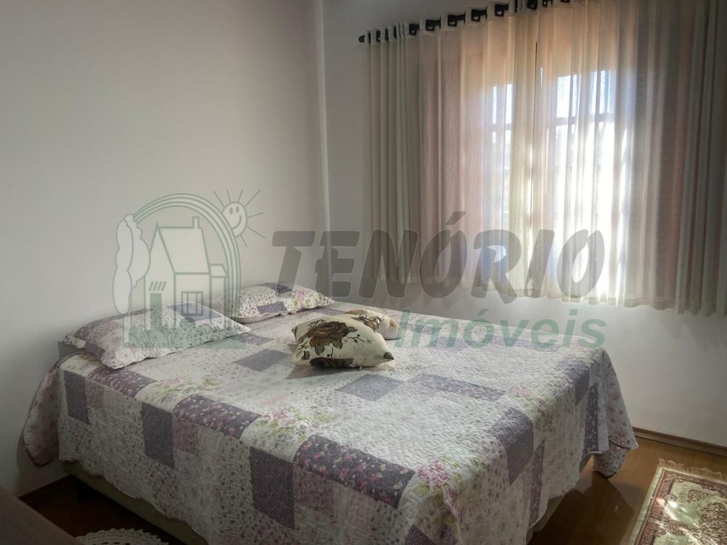 Casa c/ 1.000 m2 terreno – 04 Dormitórios, Área de lazer c/ piscina – Brigadeiro Tobias, cidade de Sorocaba /SP.