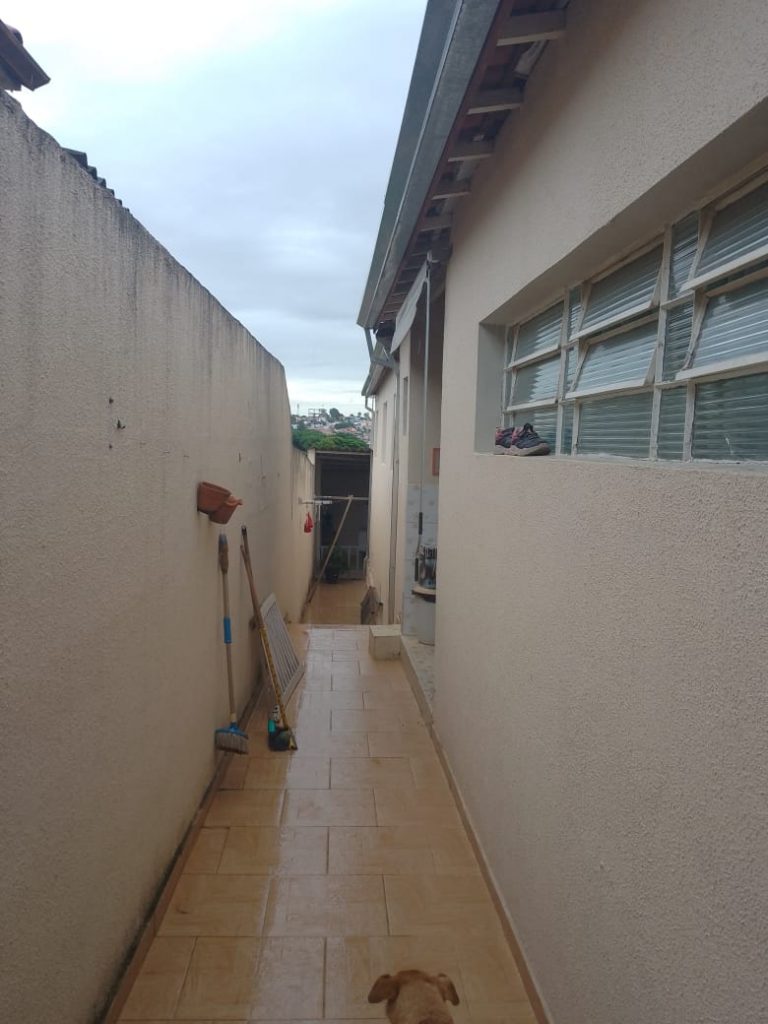 Casa 03 dormitórios – Além Ponte, próximo a Santa Casa, cidade de Sorocaba.