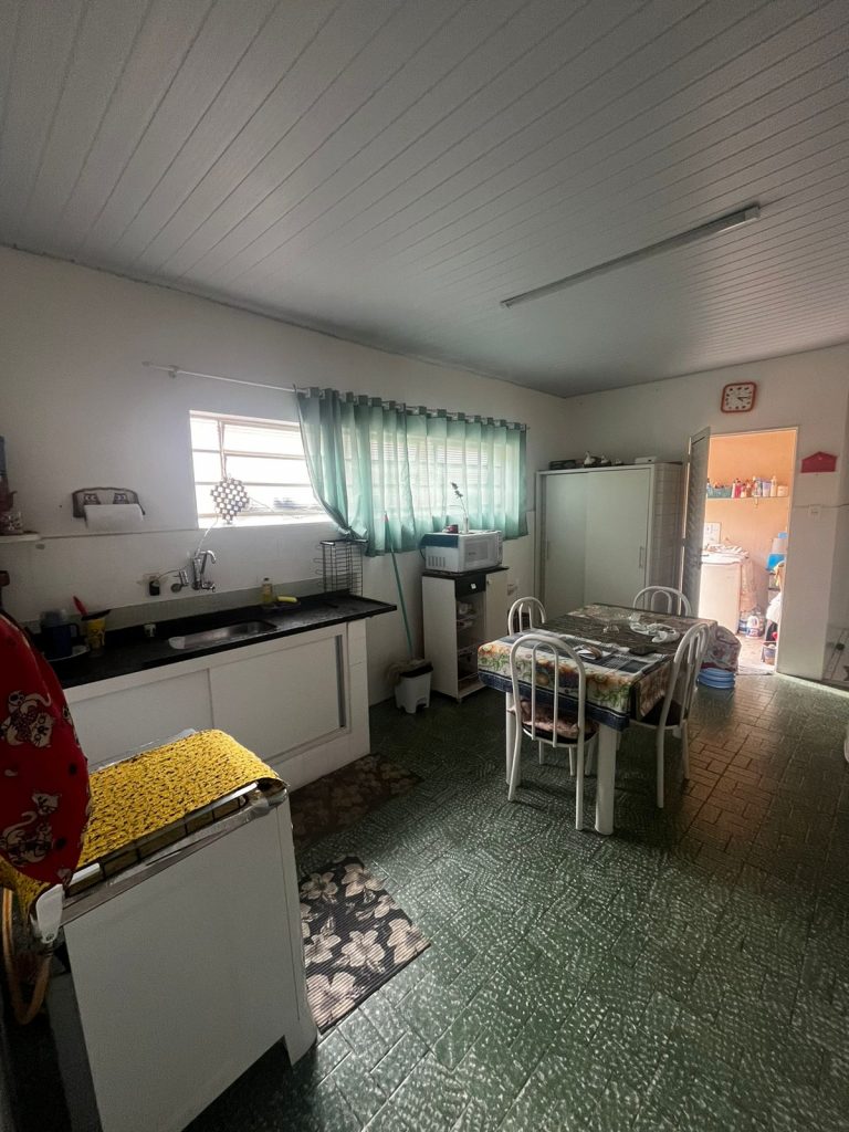 Casa 03 dormitórios – Além Ponte, próximo a Santa Casa, cidade de Sorocaba.